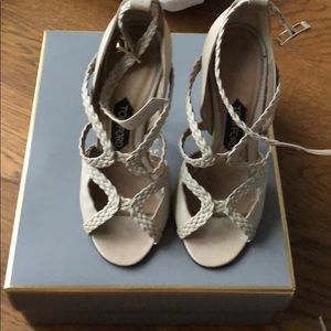 Tom Ford Light Grey Braided heels